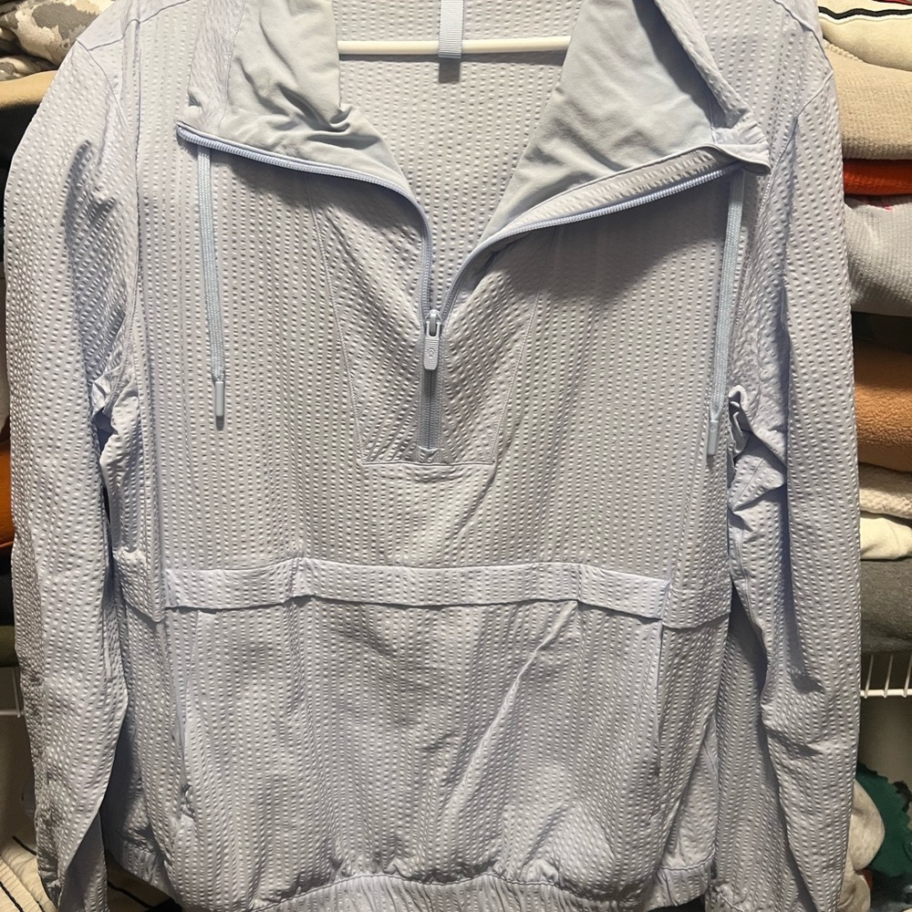 Pack Light Pullover